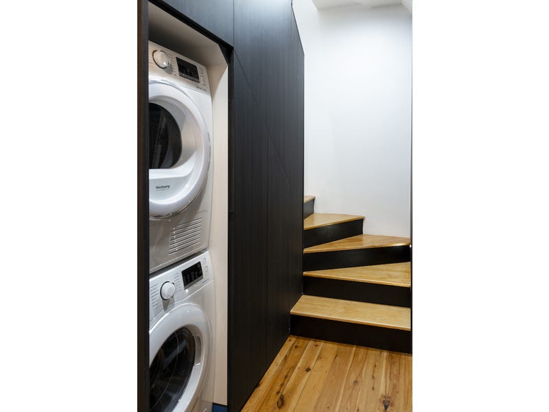 Live in Luxury – Inner 27
