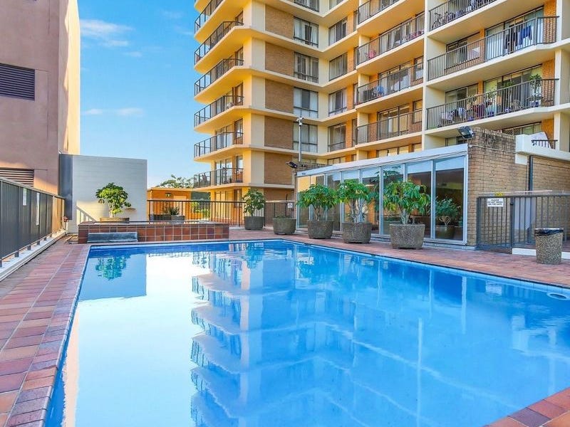 Stunning 2 bedroom apartment in the heart of Strathfield