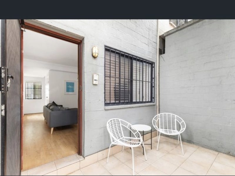 Warehouse Conversion 2 bedroom apartment 3