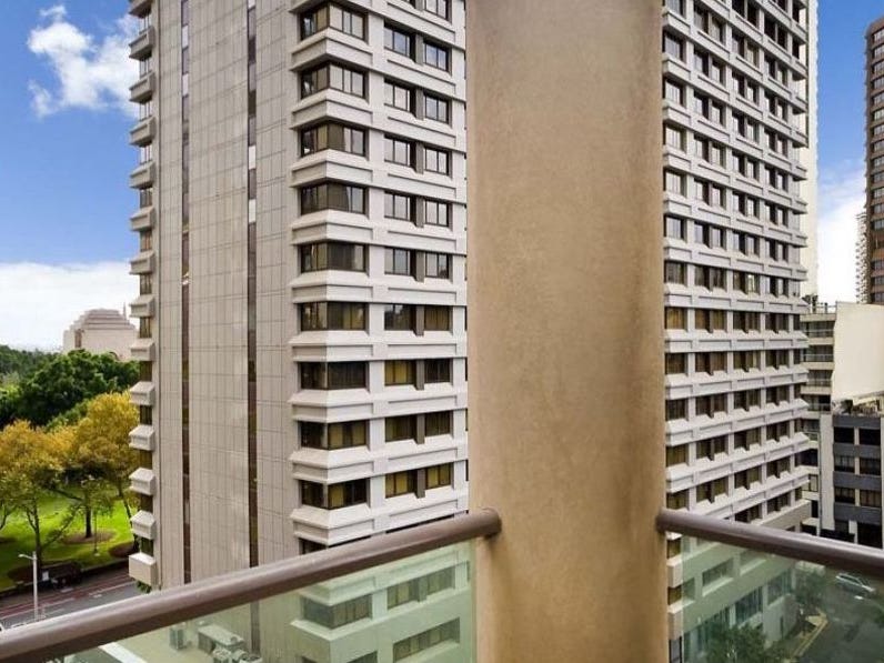Stunning 2 bedroom apartment in the heart of SYDNEY