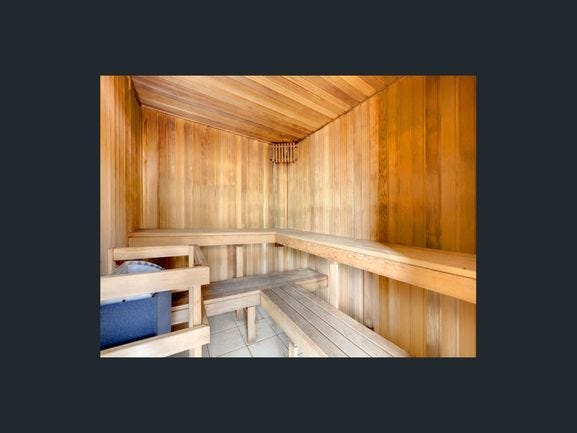 Two huge rooms in modern 11