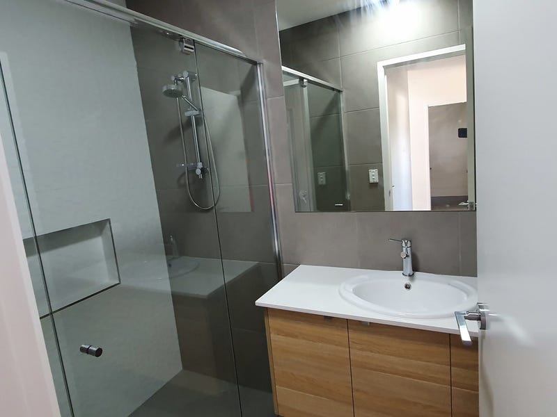 Brand new townhouse in the 6