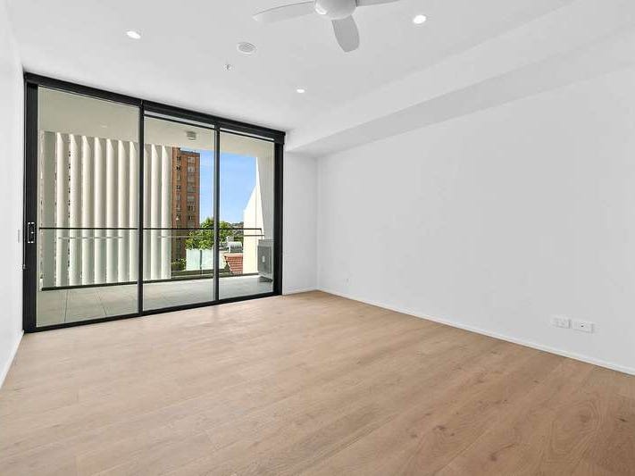 Newly Brand New Apartment in Bondi Central