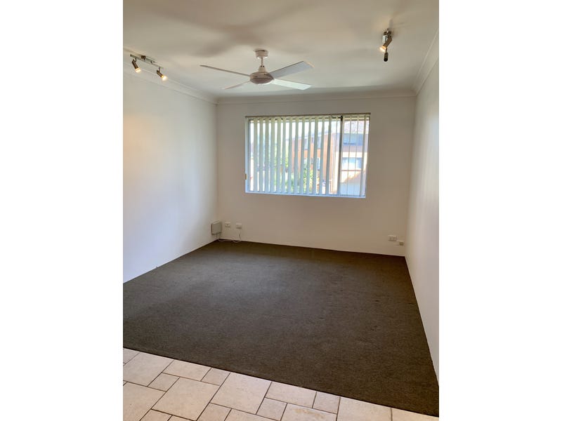 2 Bedroom Unit Walking Distance 5