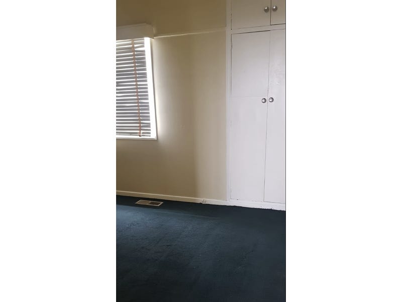 Convenient location with more 3