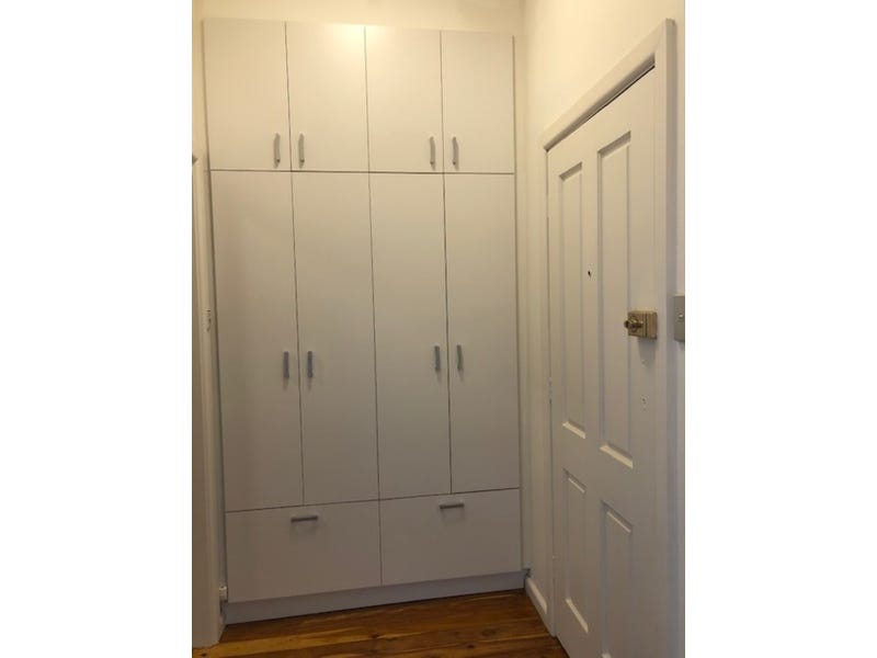 SPACIOUS SUN DRENCHED UNIT WITH 4