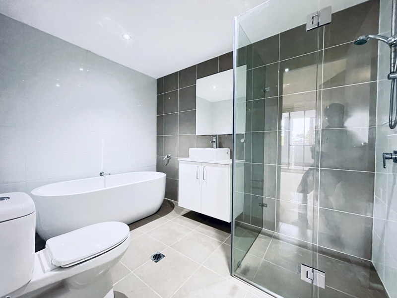 Extra Large Executive Apartment – 4