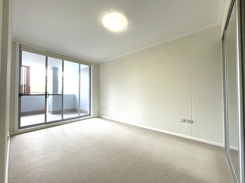 Extra Large Executive Apartment – 6