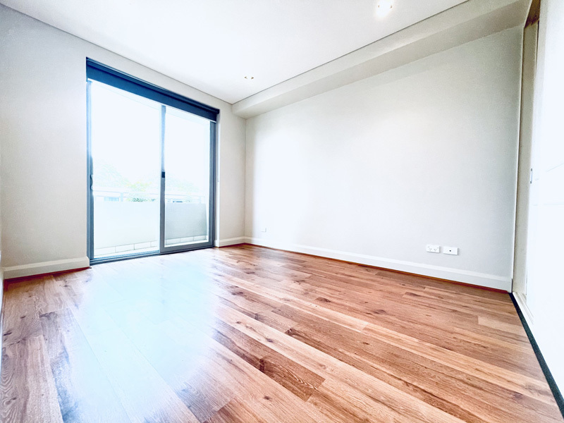 Spacious Executive Apartment near Lindfield 6