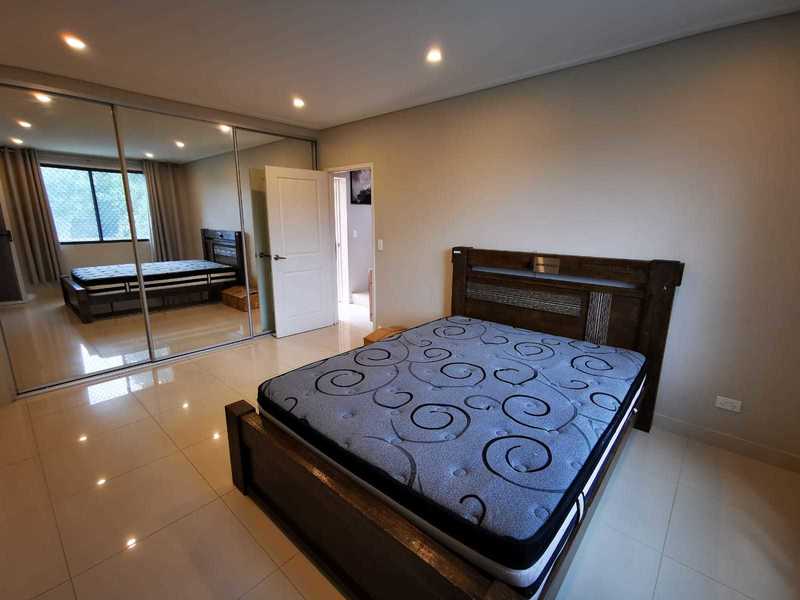 Unique One Bedroom Apartment 4