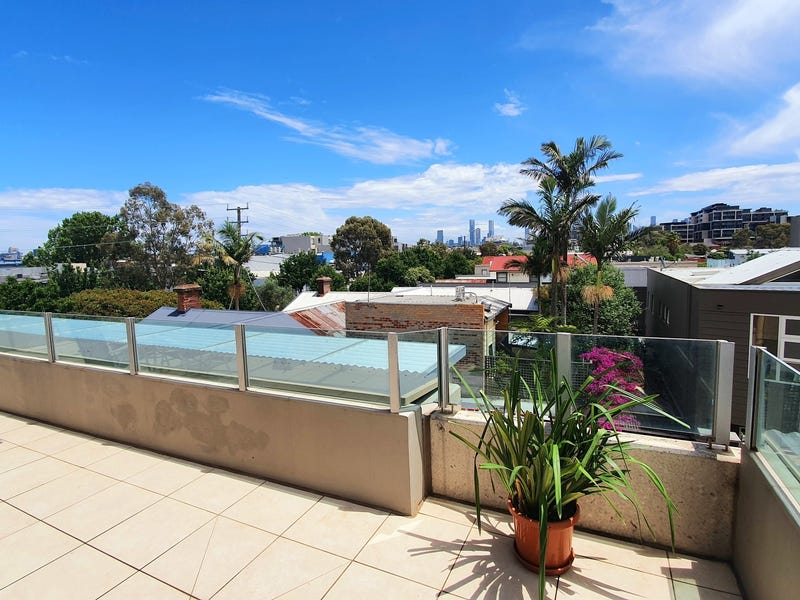 2 bedroom apartment in Richmond with city views – Palmer Street