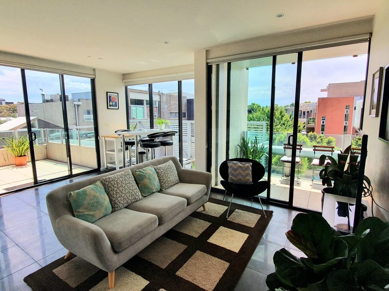 2 bedroom apartment in Richmond 3