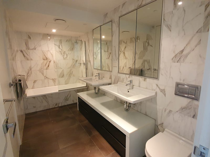2 bedroom apartment in Richmond 6