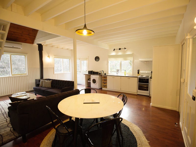 Macedon Cottage for Long Term 3