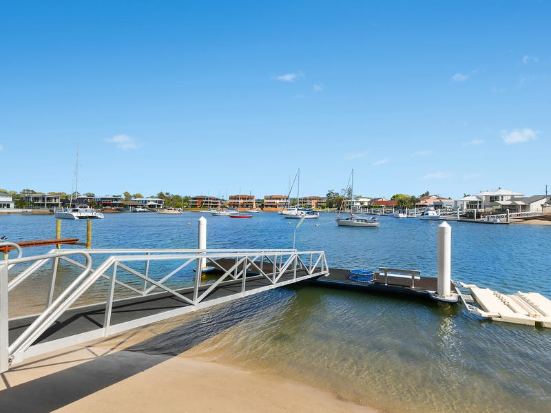 Deepwater Access, Pontoon & Pool 17