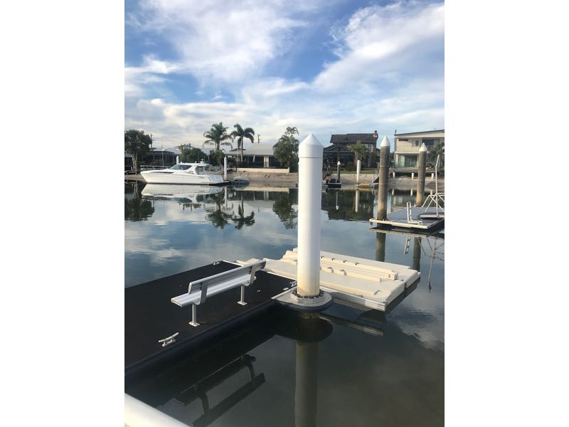 Deepwater Access, Pontoon & Pool 21