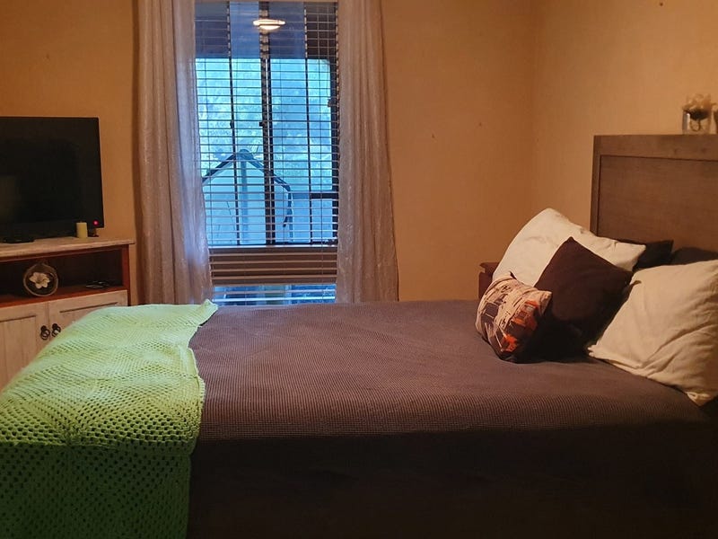 2 Bed House, Quiet Cul-de-sac, 5