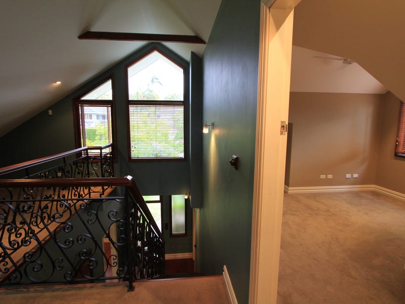 Impressive Family Home 7