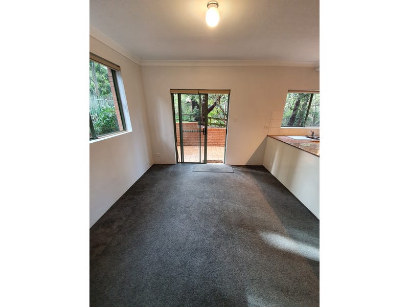 Space, privacy, convenience and bushland 4