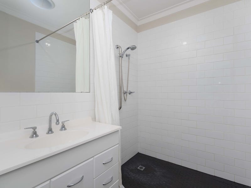 Mount Lawley, 2 brm unit 7