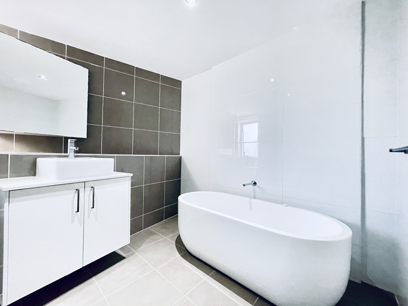 Extra Large Executive Apartment – 2