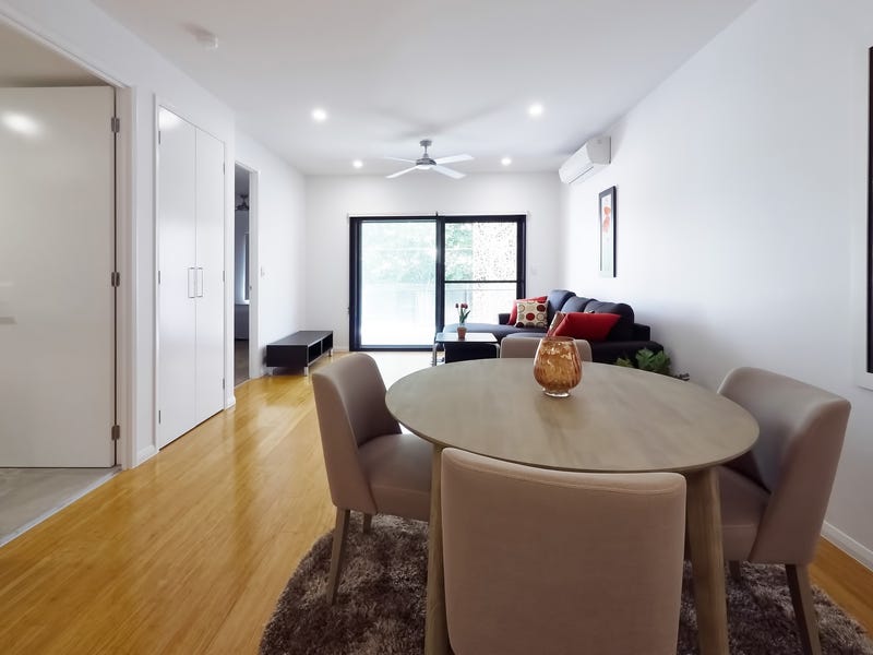 $475 per week Furnished (Unfurnished 3