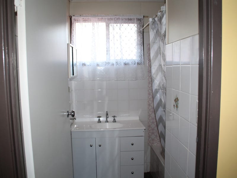 Unit to Rent In Wilsonton 9