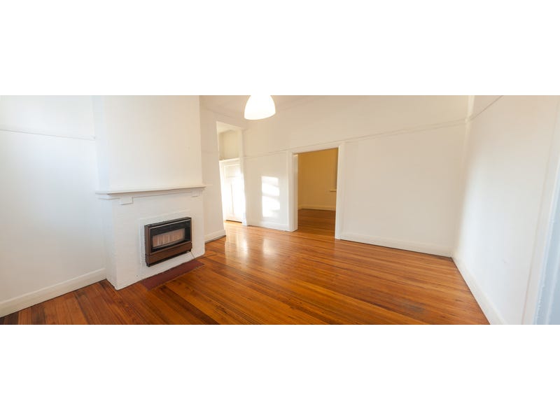 Large Art Deco Apartment 2