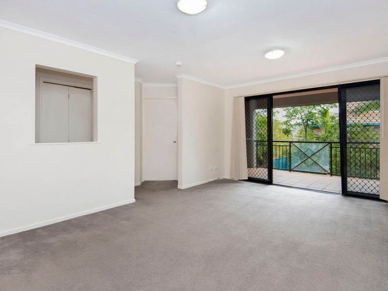$395 per week – Available 2