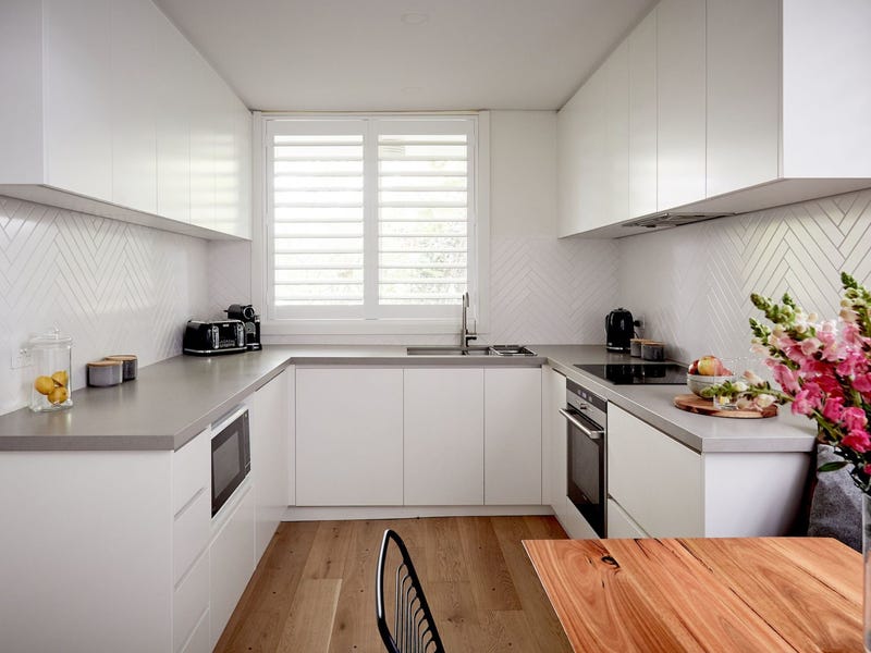 Fully Furnished Apartment – 3,6 5