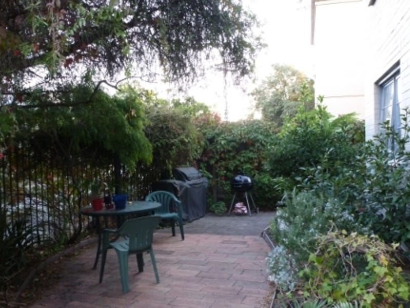 Outstanding Unit in Clifton Hill 8