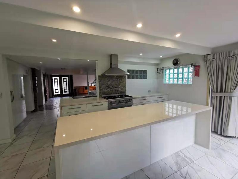 Renovated house close to light 4