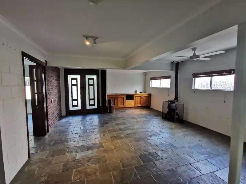 Renovated house close to light 5