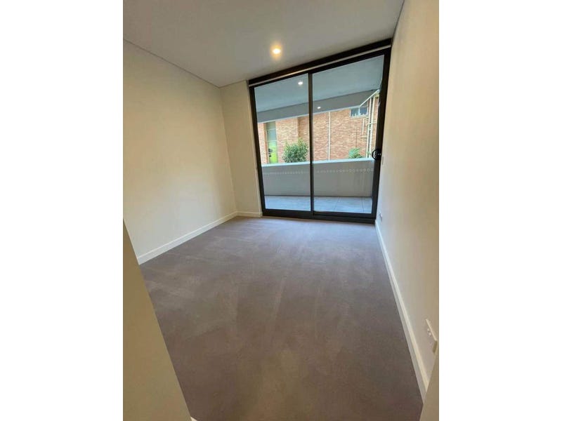 Deposit taken  Good location Spacious 2beds now for only 600 per week