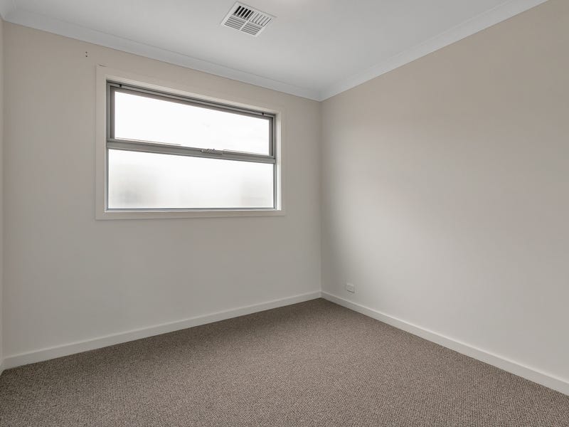 Brand New Stunning Townhouse 9