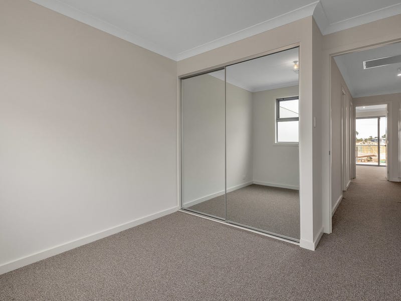 Brand New Stunning Townhouse 10
