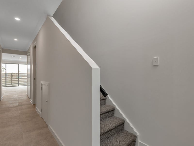 Brand New Stunning Townhouse 11