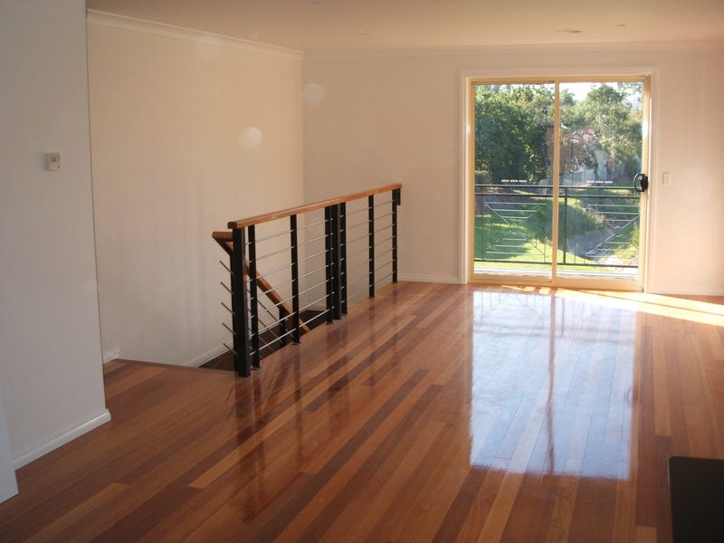 Executive Townhouse with 4 bedrooms 2