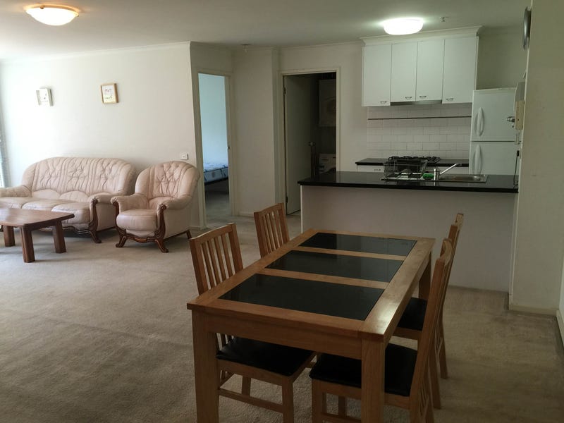 Spacious Furnished 2 Bedroom in Prime Location