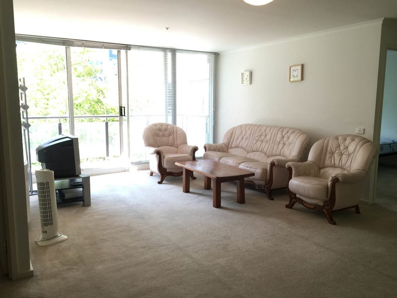 Spacious Furnished 2 Bedroom in 9