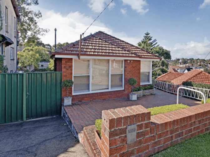 Spacious Fully Furnished House Plus Nearly New Granny Flat