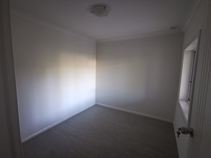 Spacious Fully Furnished House Plus 6