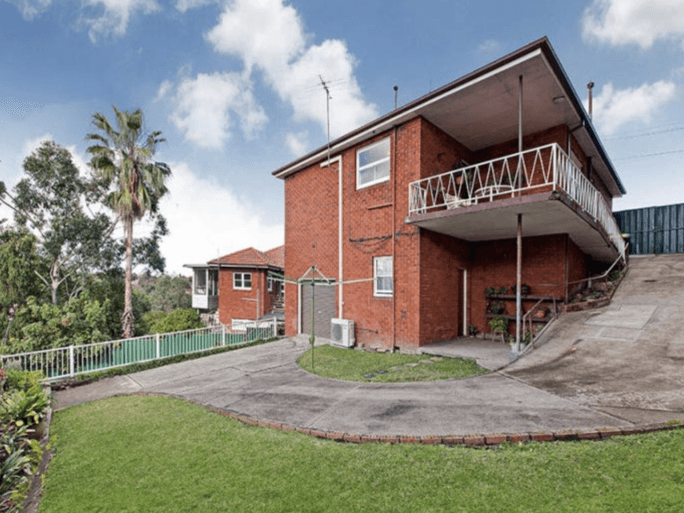 Spacious Fully Furnished House Plus 11