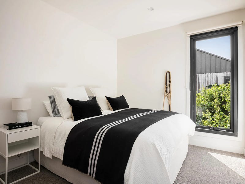 Fully Furnished house with swimming 9