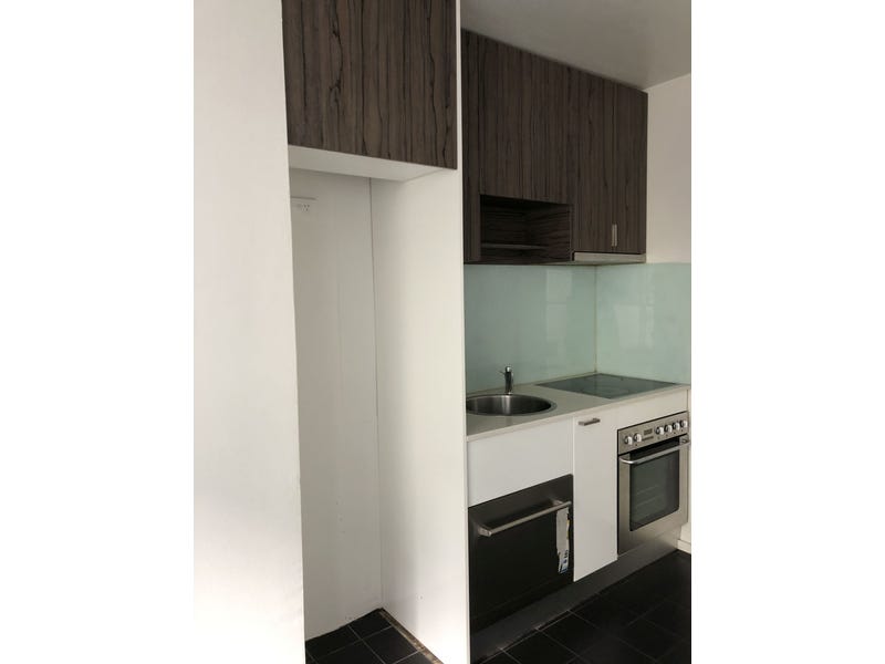 SUNNY STUDIO UNIT 4