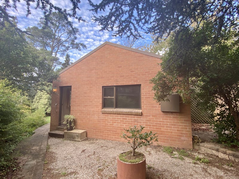 LEASED Leura Cottage