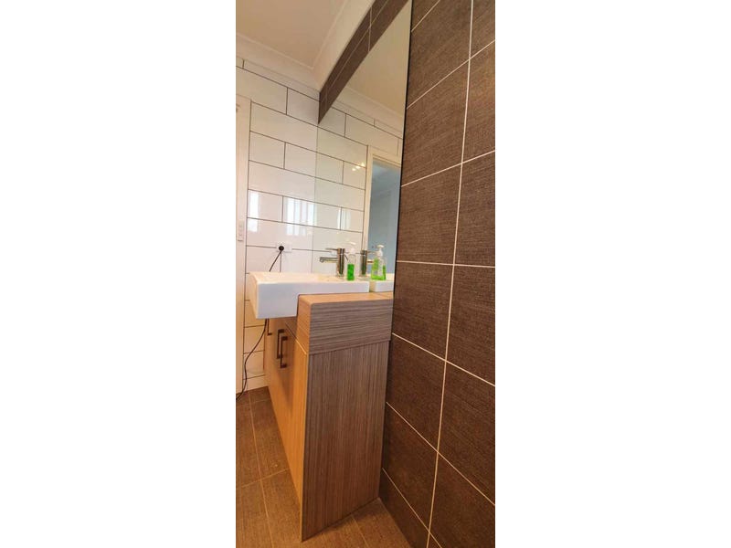 Cosmopolitan Living at the Bay 7