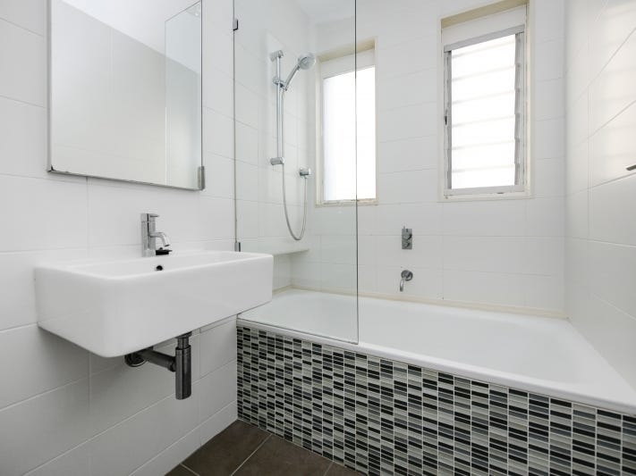 NOW LEASED $690 pw 7