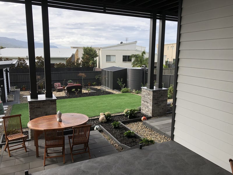 BRAND NEW CLOSE TO BEACH 11