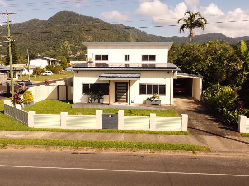 Large family home – great location with a pool